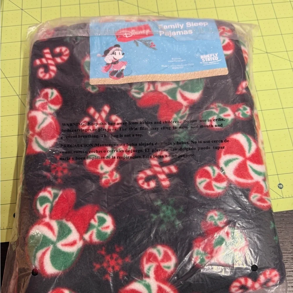 Disney Minnie Mouse Family Christmas Holiday Festive Pajama Set Women’s Sz S - Picture 10 of 12